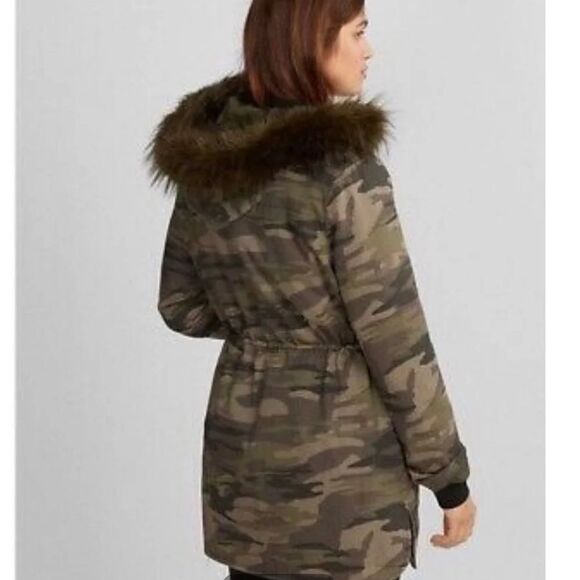 NWOT Express faux fur Parka coat - Picture 3 of 7